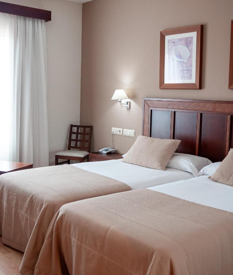 Arva Santiago Leon Hotel Exterior photo
