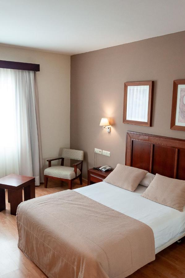 Arva Santiago Leon Hotel Exterior photo