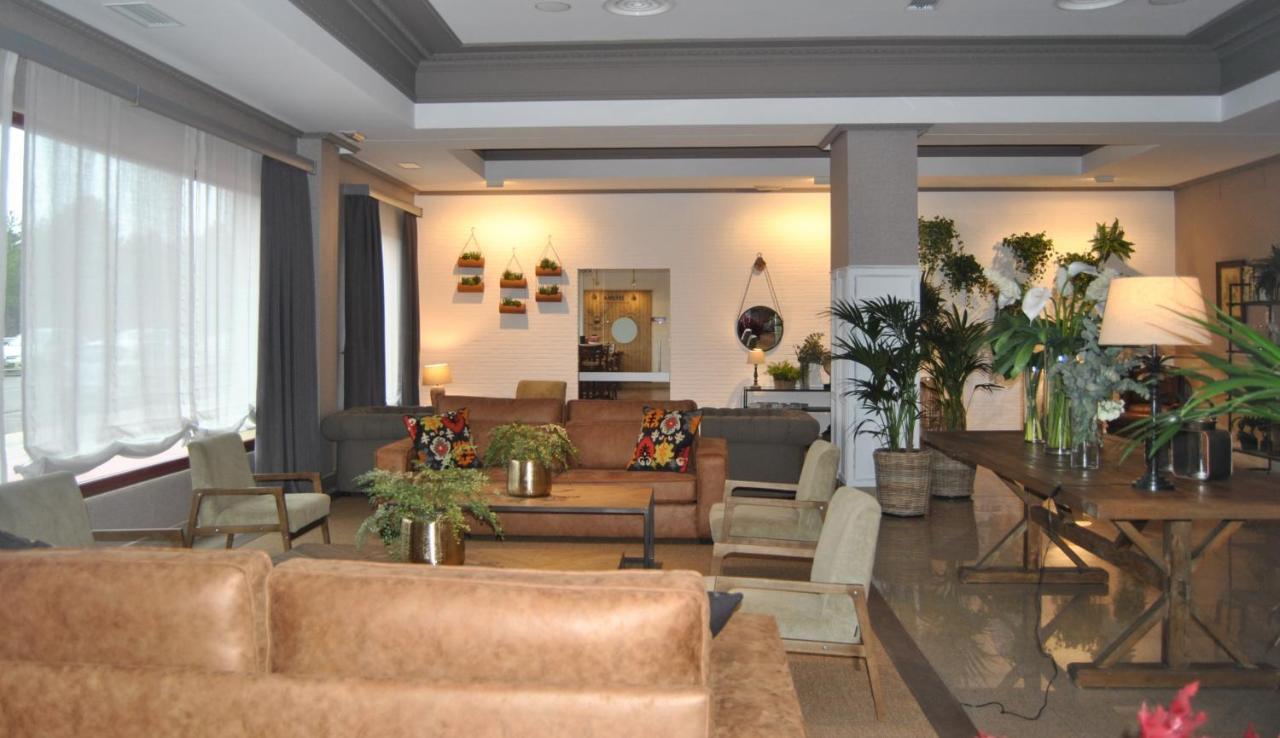 Arva Santiago Leon Hotel Exterior photo