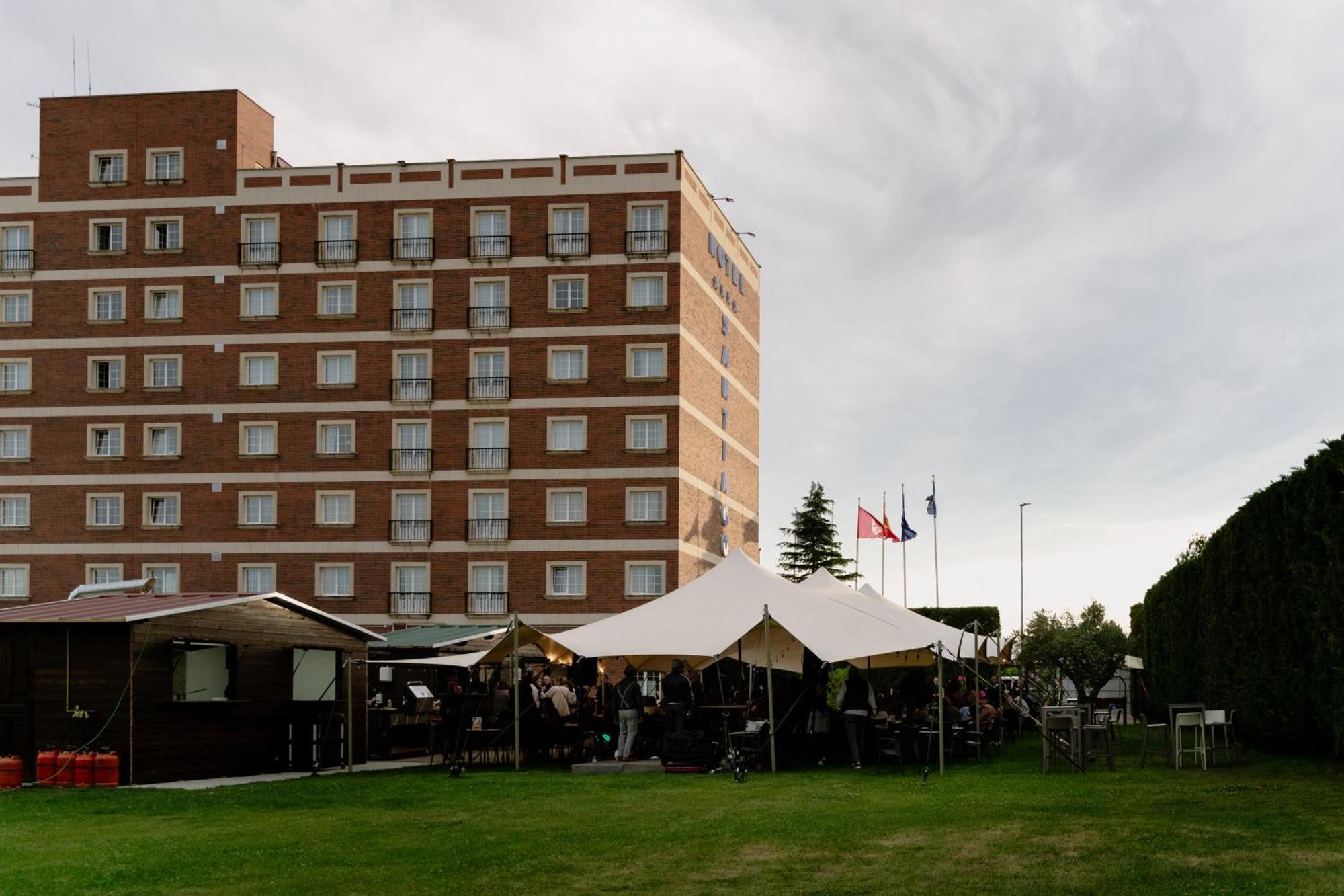 Arva Santiago Leon Hotel Exterior photo